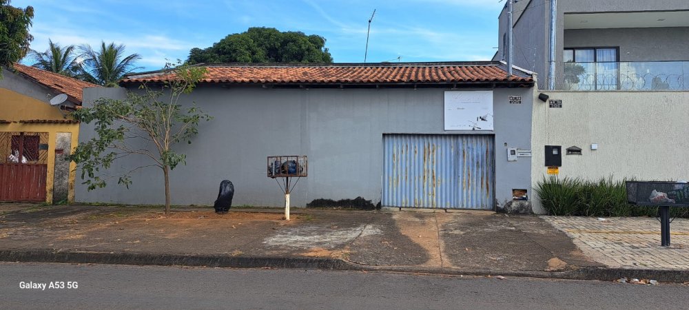 Casa Comercial - Venda - Jardim Mont Serrat - Aparecida de Goinia - GO